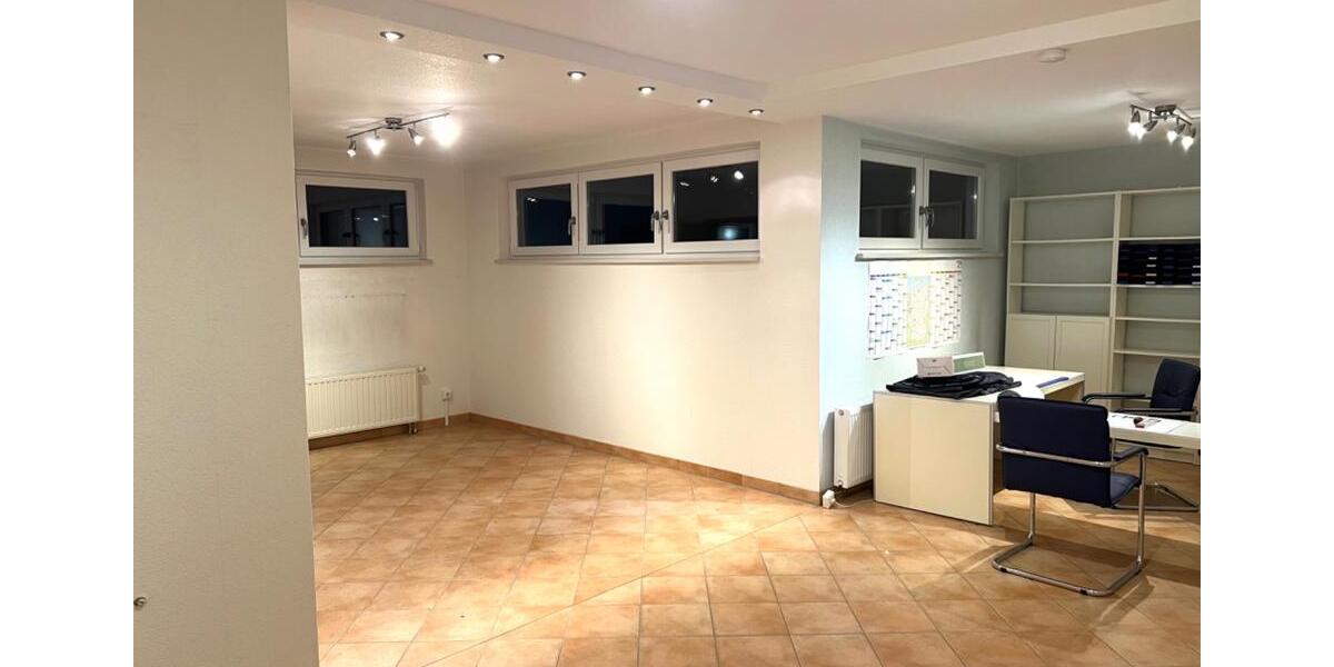 Gewerbeobjekt Eutin - 450&euro; | Angebot:24382389