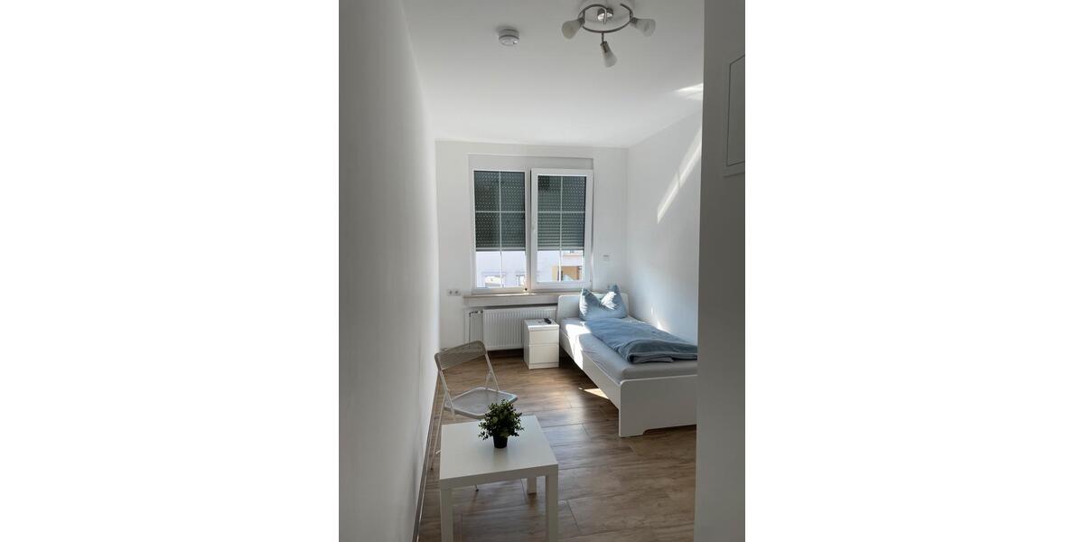 Wohnen auf Zeit Köln - 6 Zimmer, 19 m&sup2;, 18&euro; | Angebot:19929266