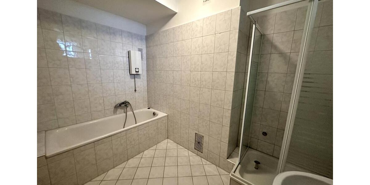 Etagenwohnung Gelsenkirchen - 4 Zimmer, 130 m&sup2;, 750&euro; | Angebot:21437740