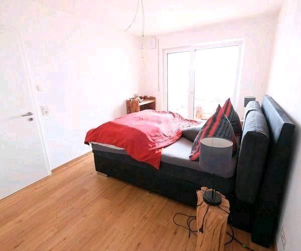 Erdgeschoßwohnung Metten - 3 Zimmer, 81 m&sup2;, 930&euro; | Angebot:26197728