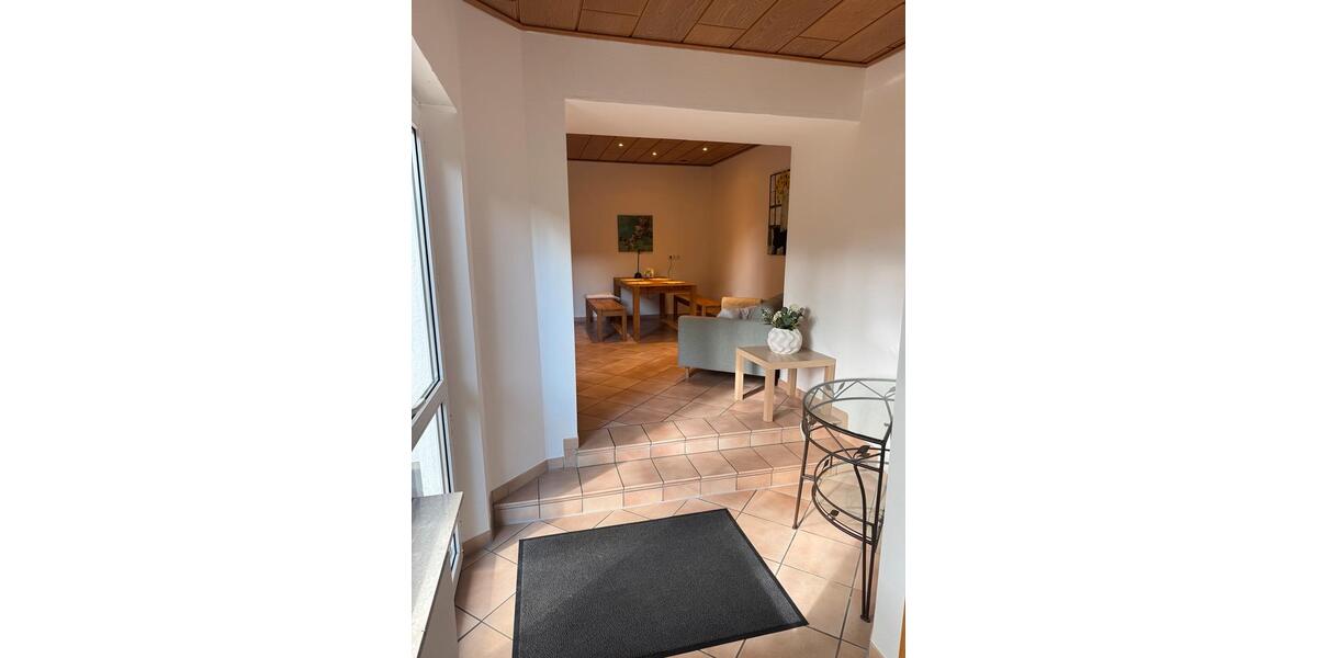 Wohnen auf Zeit Hochheim am Main - 20 Zimmer, 120 m&sup2;, 410&euro; | Angebot:26661323