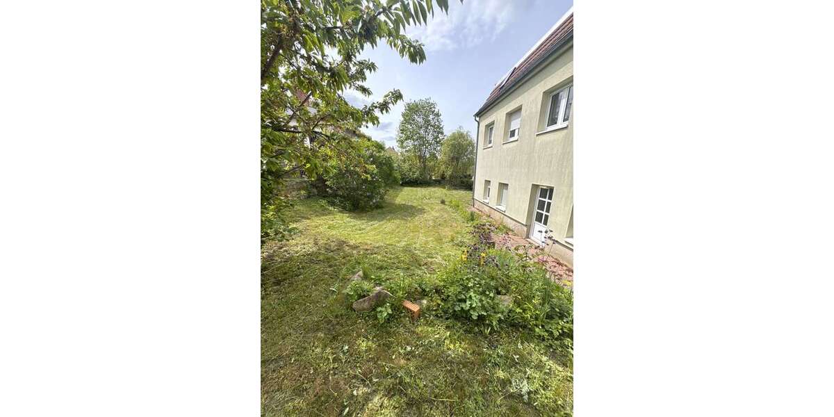 Etagenwohnung Nossen - 4 Zimmer, 100 m&sup2;, 900&euro; | Angebot:26560904