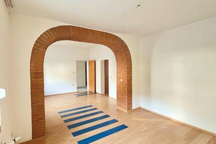 Wohnung Gummersbach Berstig Süd - 3 Zimmer, 85 m&sup2;, 680&euro; | Angebot:24954454