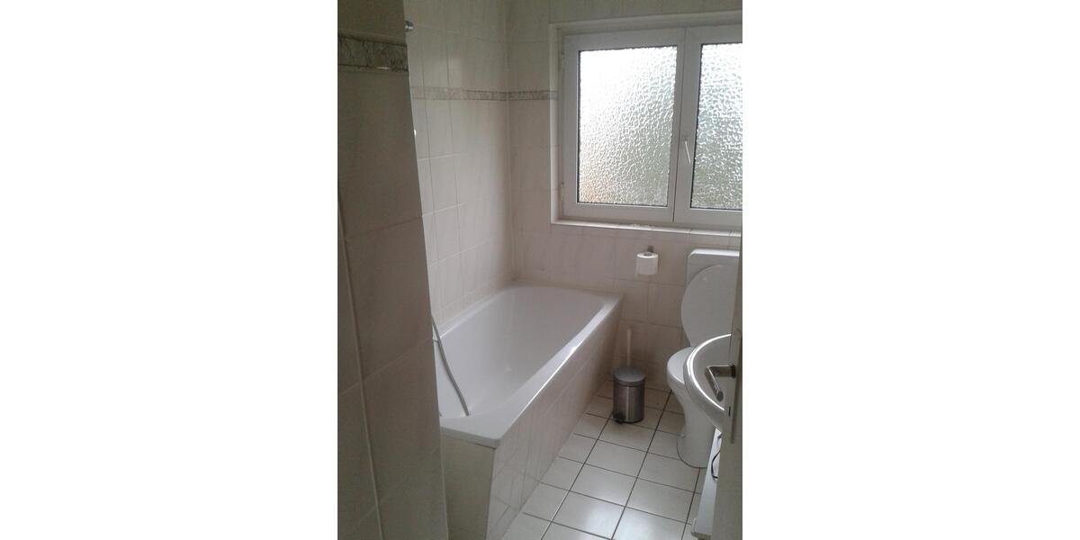 Dachgeschoßwohnung Frankfurt am Main Nord-Ost - 2 Zimmer, 49 m&sup2;, 760&euro; | Angebot:26020937