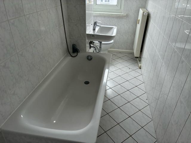 Etagenwohnung Borna - 3 Zimmer, 57 m&sup2;, 308&euro; | Angebot:26512228