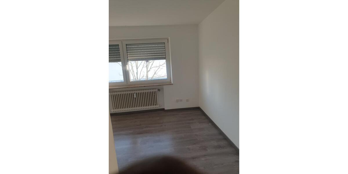 Etagenwohnung Kornwestheim - 3 Zimmer, 84 m&sup2;, 1.150&euro; | Angebot:26375261