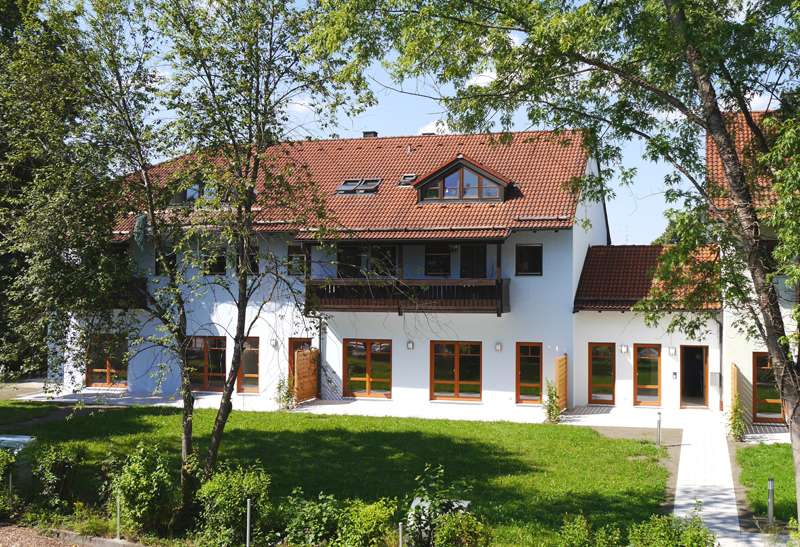 Etagenwohnung Glonn Mühlthal - 3 Zimmer, 91 m&sup2;, 1.290&euro; | Angebot:27273616