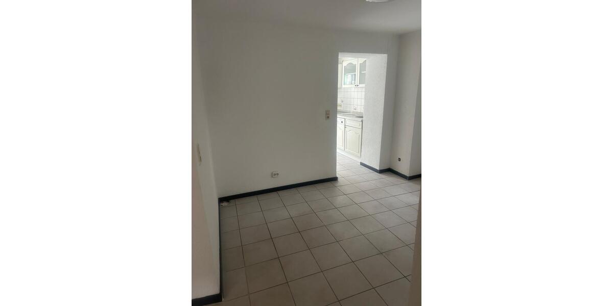 Erdgeschoßwohnung Schwalbach - 2 Zimmer, 60 m&sup2;, 650&euro; | Angebot:25639256