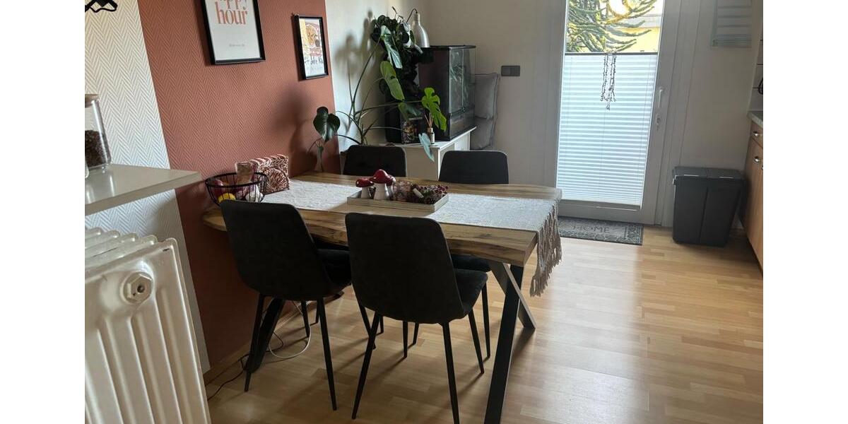 Erdgeschoßwohnung Solingen Höhscheid - 2 Zimmer, 60 m&sup2;, 600&euro; | Angebot:25046394