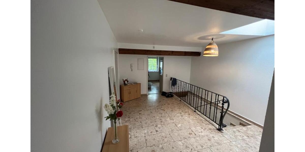 Etagenwohnung Wegberg - 5 Zimmer, 164 m&sup2;, 1.450&euro; | Angebot:24331848