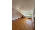 Dachgeschoßwohnung Knittlingen - 3 Zimmer, 96 m&sup2;, 850&euro; | Angebot:26073135