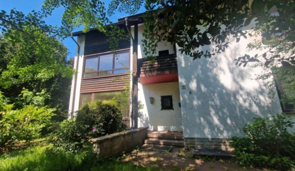 EG Mietwohnung 125 m² – 4 Zimmer – Terrasse & Garten – Kamin 4 zimmer