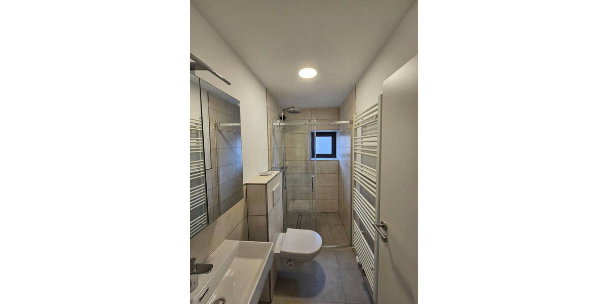 Etagenwohnung Schiffweiler - 3 Zimmer, 61 m&sup2;, 650&euro; | Angebot:26627743