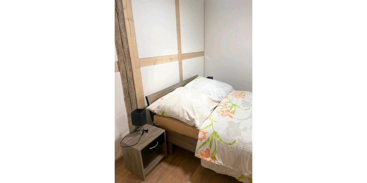 Wohnen auf Zeit Naumburg (Saale) - 3 Zimmer, 50 m&sup2;, 30&euro; | Angebot:23290491