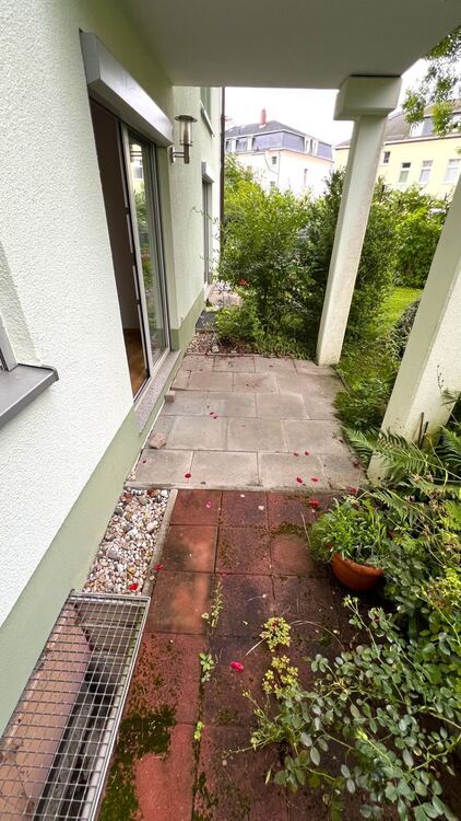 2-Raum-Wohnung im EG mit Terrasse und Tiefgaragenstellplatz 2 zimmer