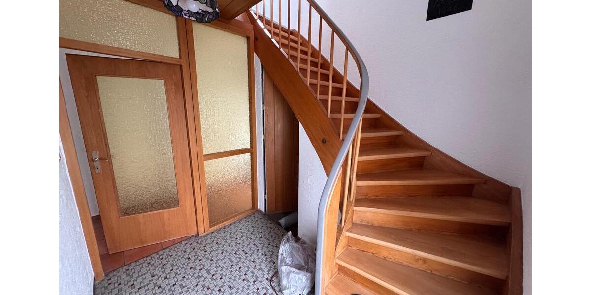 Renoviertes Einfamilienhaus nur für Familie zur Miete 8 zimmer