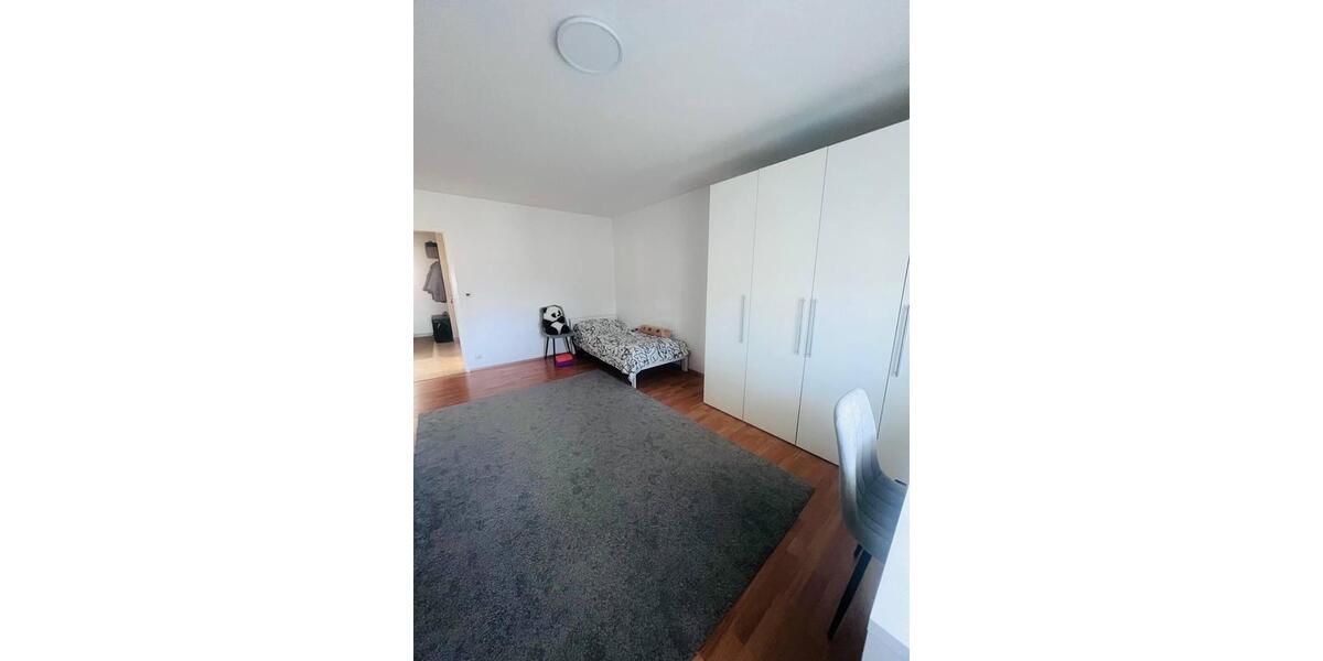 Etagenwohnung Stuttgart Bad Cannstatt - 1 Zimmer, 84 m&sup2;, 1.650&euro; | Angebot:26073129