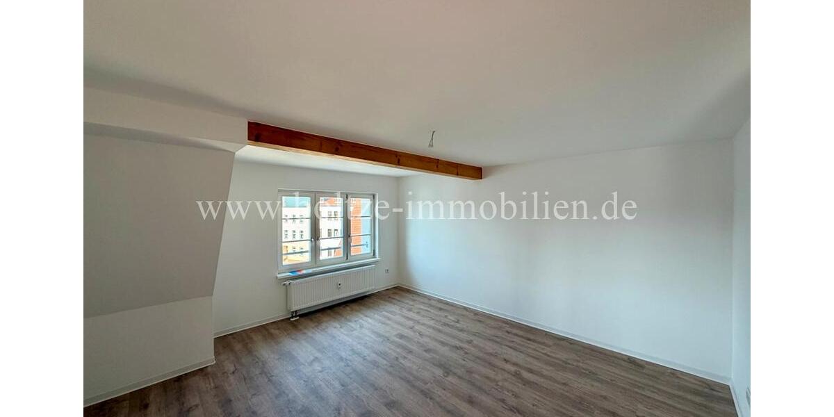 Dachgeschoßwohnung Naumburg (Saale) - 2 Zimmer, 44 m&sup2;, 310&euro; | Angebot:25806754