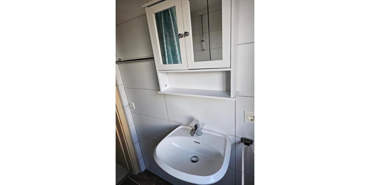 Dachgeschoßwohnung Gottfrieding - 3 Zimmer, 77 m&sup2;, 580&euro; | Angebot:25168422