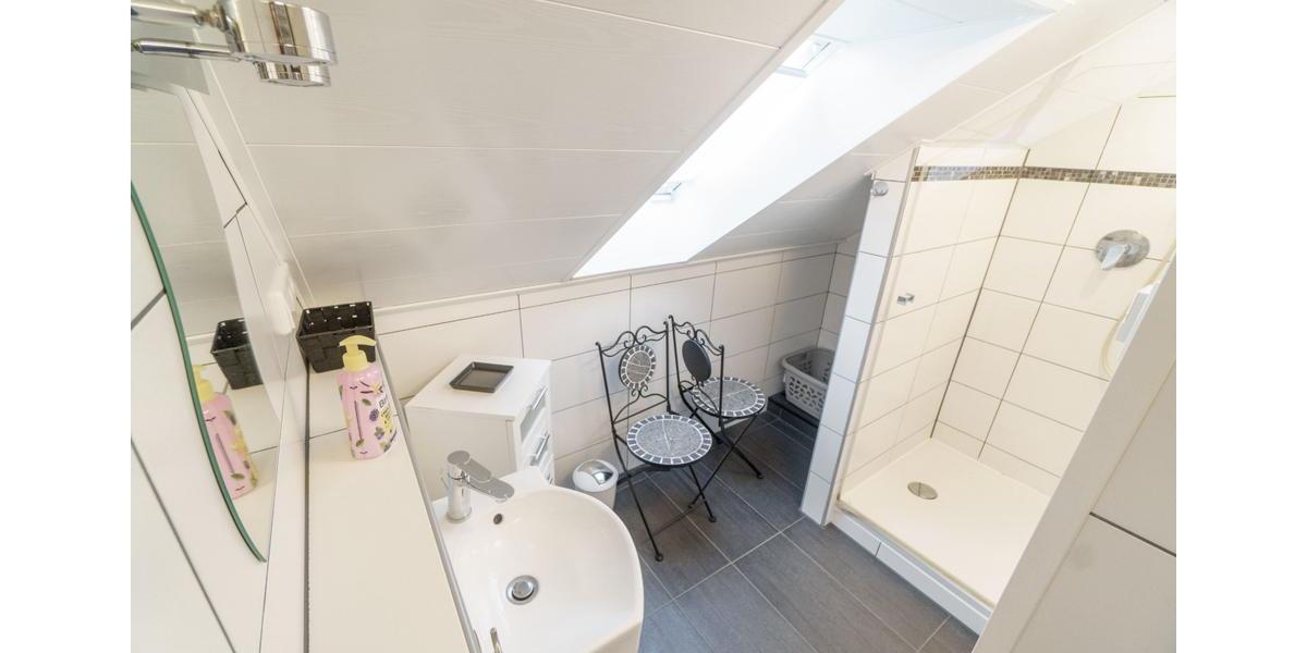 Wohnen auf Zeit Filderstadt - 3 Zimmer, 58 m&sup2;, 1.260&euro; | Angebot:26213584