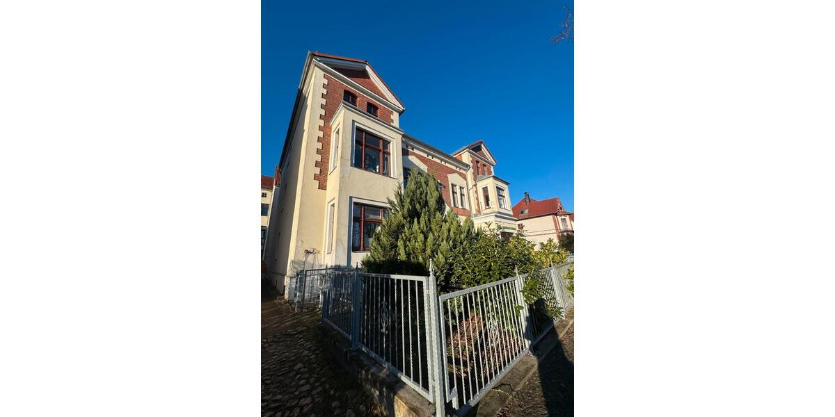 Etagenwohnung Neustrelitz - 2 Zimmer, 83 m&sup2;, 530&euro; | Angebot:26368882