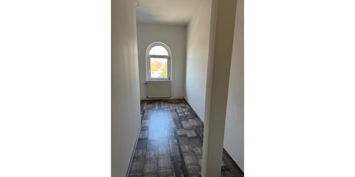 Etagenwohnung Coswig - 5 Zimmer, 109 m&sup2;, 873&euro; | Angebot:26704625