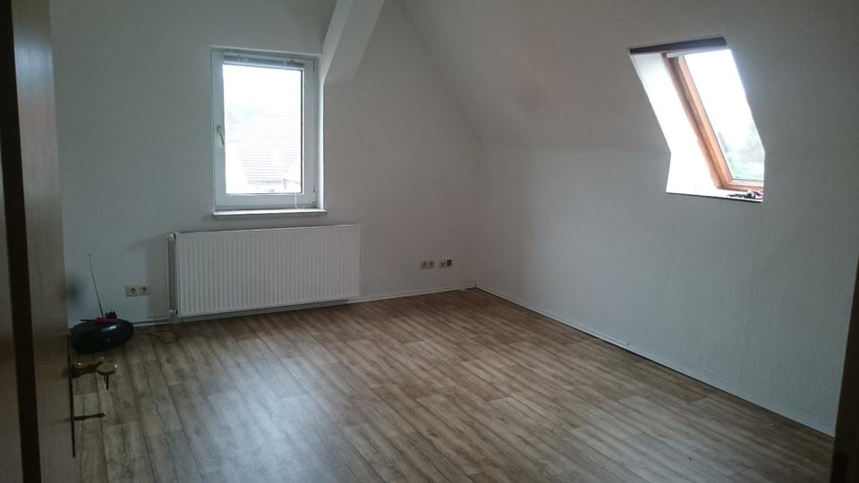 Dachgeschoßwohnung Osternienburger Land - 1 Zimmer, 38 m&sup2;, 190&euro; | Angebot:24898193