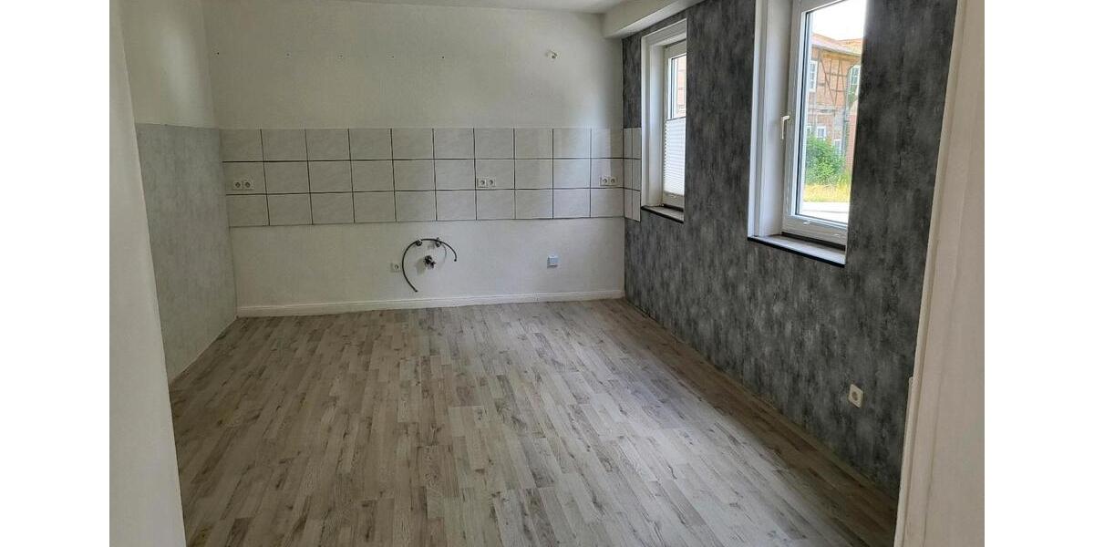 Erdgeschoßwohnung Lehrte - 4 Zimmer, 820&euro; | Angebot:23410219