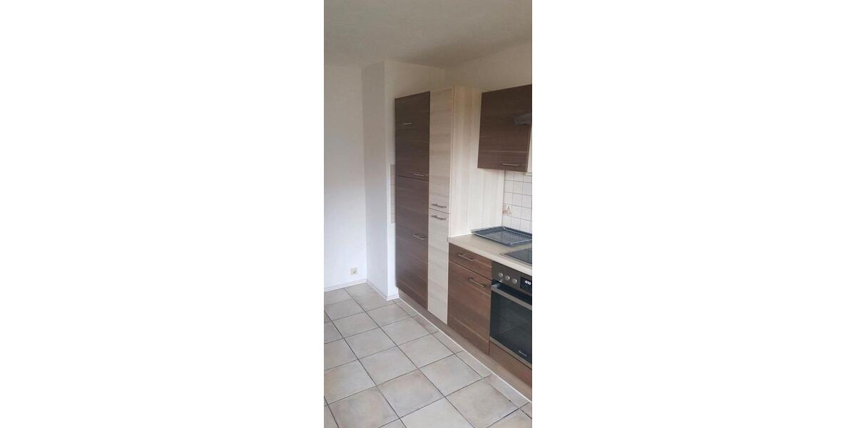 3-Zimmer-Erdgeschosswohnung 75m2 ab sofort Frei 3 zimmer