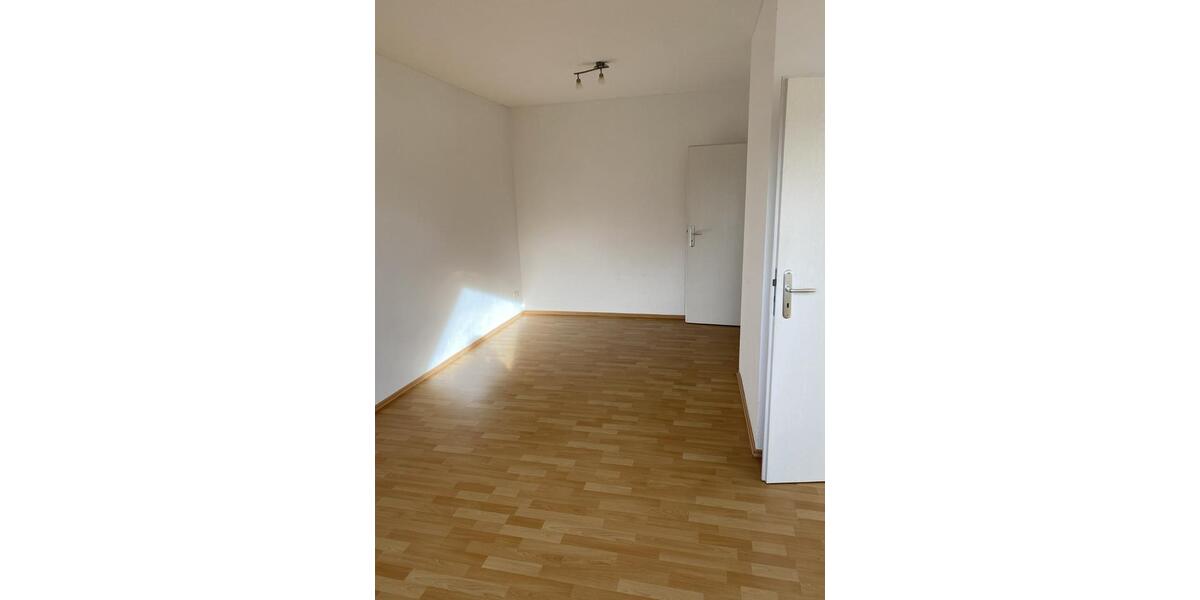 Dachgeschoßwohnung Schwebheim - 1 Zimmer, 55 m&sup2;, 590&euro; | Angebot:25752190