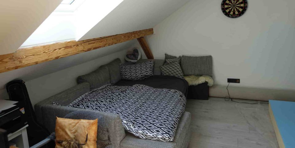 Dachgeschoßwohnung Buchenberg - 3.5 Zimmer, 100 m&sup2;, 1.350&euro; | Angebot:25637723