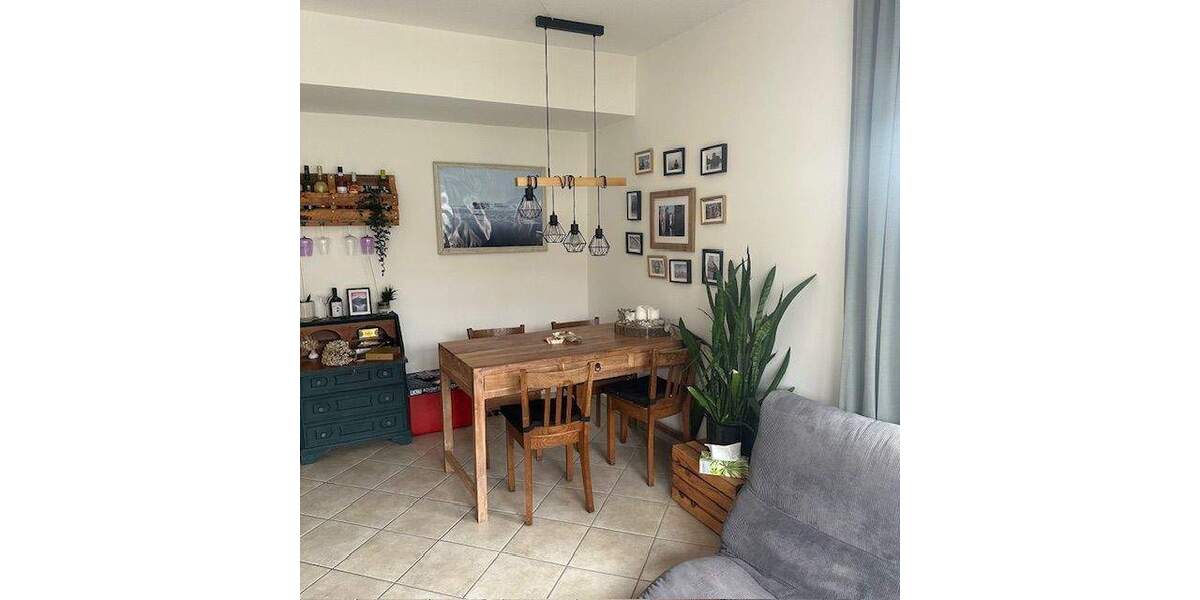Etagenwohnung Hilden Forstbach - 3 Zimmer, 72 m&sup2;, 820&euro; | Angebot:25109475