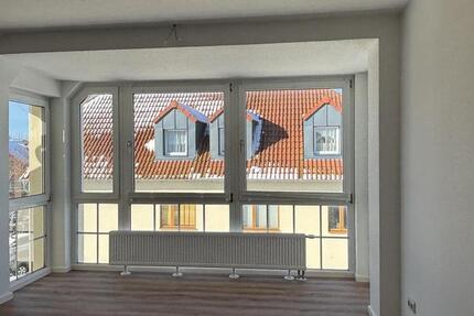 Wohnung Stralsund - 2 Zimmer, 55 m&sup2;, 650&euro; | Angebot:25081146