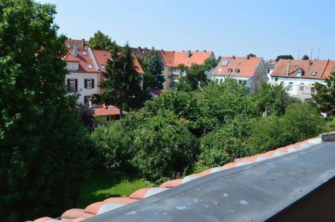 Etagenwohnung Kitzingen - 3 Zimmer, 109 m&sup2;, 895&euro; | Angebot:25770532