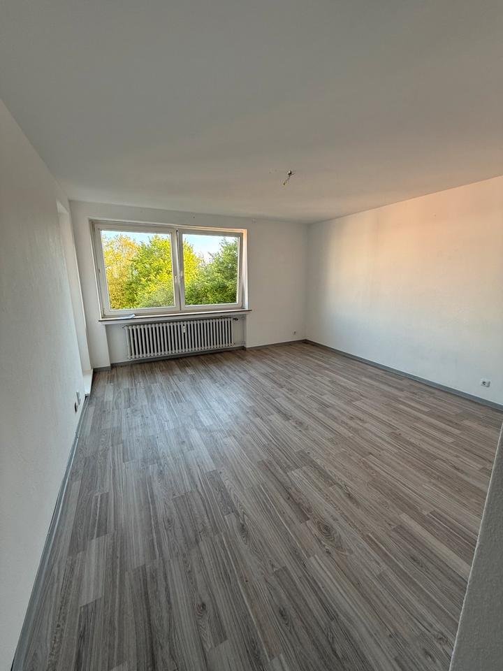 Gemütliche 3-Zimmer-Wohnung mit Einbauküche ab sofort zimmer
