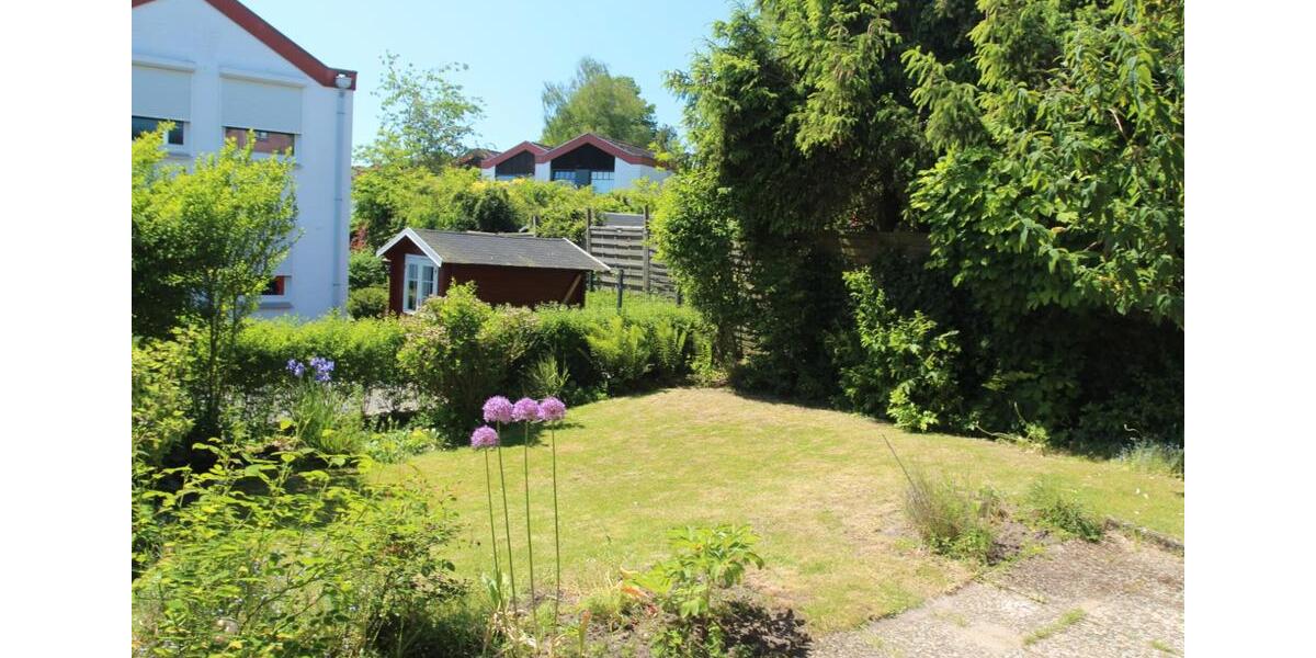 Einfamilienhaus Pinneberg - 5 Zimmer, 131 m&sup2;, 2.000&euro; | Angebot:26043862