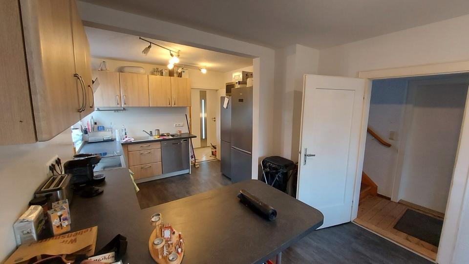 Erdgeschoßwohnung Schweinfurt Bellevue - 7 Zimmer, 300 m&sup2;, 450&euro; | Angebot:25634208
