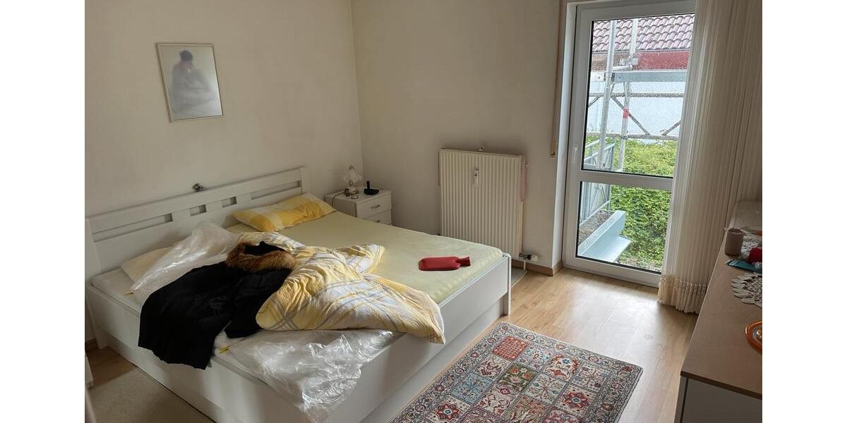 Erdgeschoßwohnung Coburg - 3 Zimmer, 83 m&sup2;, 701&euro; | Angebot:26613639