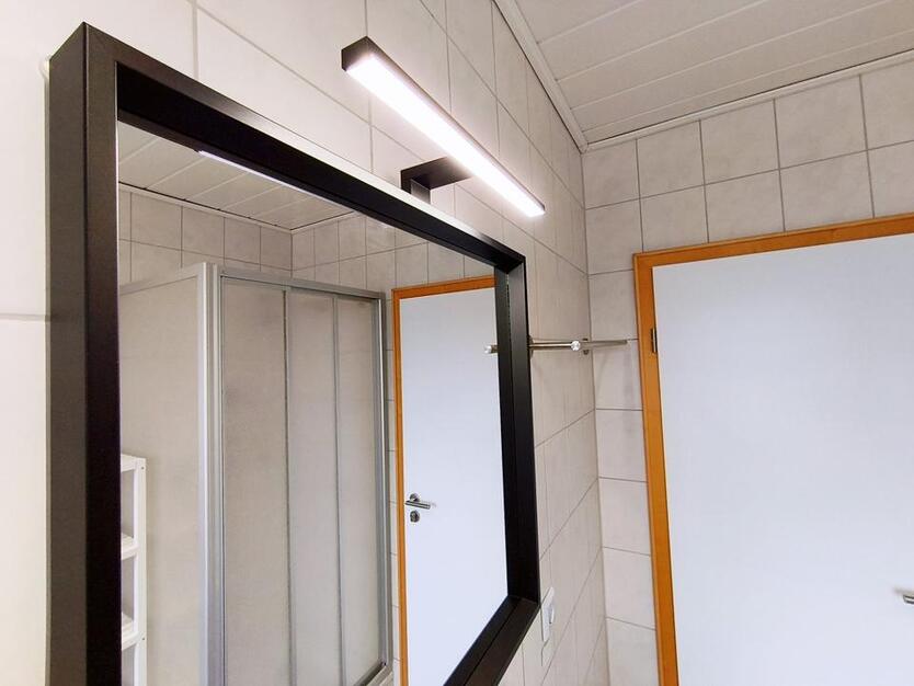 WG-Zimmer in 2er-Frauen-WG, vollmöbliertes, nähe Krones & BMW zimmer