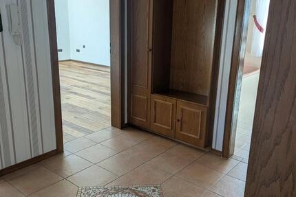 Wohnung Eichenzell - 3 Zimmer, 115 m&sup2;, 825&euro; | Angebot:26604151