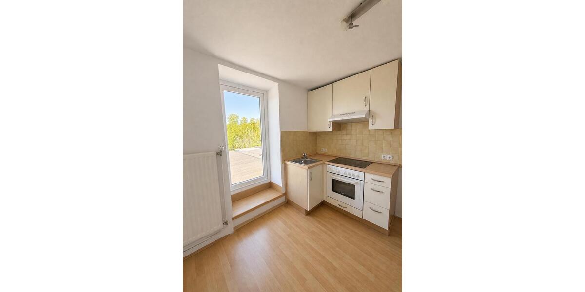 Dachgeschoßwohnung Lübeck Sankt Lorenz Nord - 2 Zimmer, 41 m&sup2;, 450&euro; | Angebot:26429261