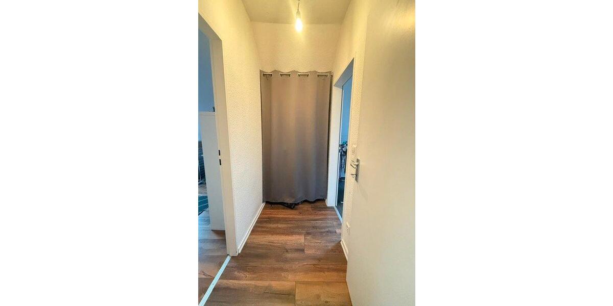 Dachgeschoßwohnung Garbsen Berenbostel - 2.5 Zimmer, 67 m&sup2;, 649&euro; | Angebot:26005637