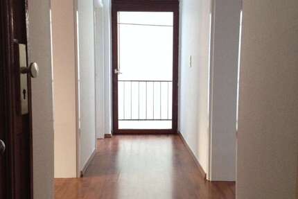 Wohnung zum Mieten in Frankfurt am Main 1.440 € 85 m² 3 zimmer