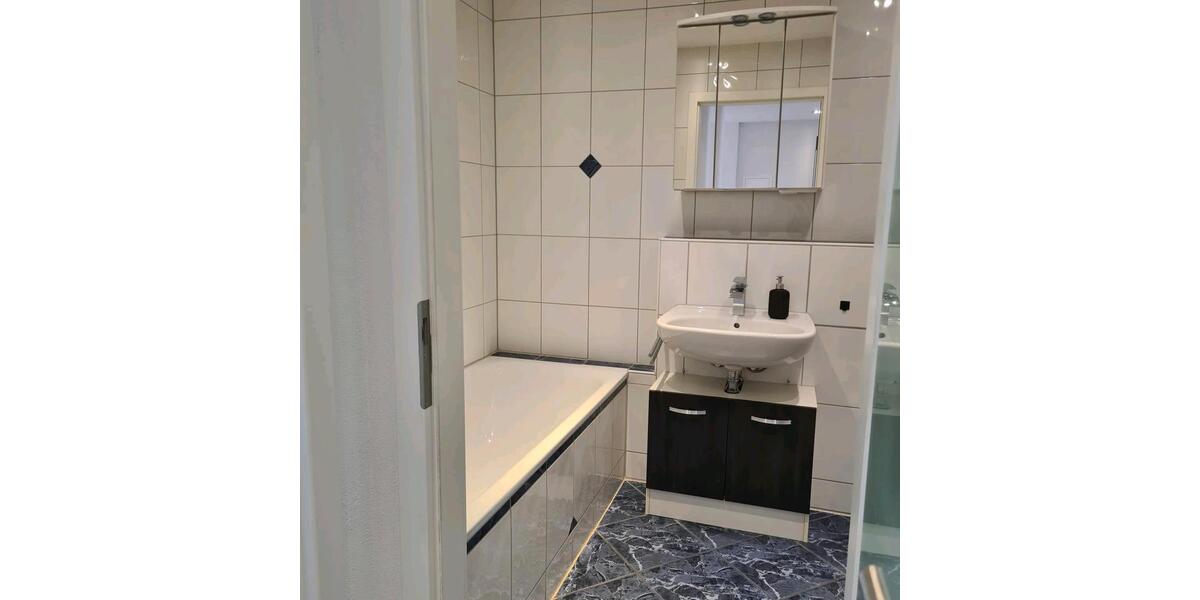 Etagenwohnung Crailsheim - 3 Zimmer, 72 m&sup2;, 780&euro; | Angebot:26050727