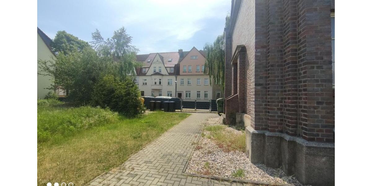 Erdgeschoßwohnung Bitterfeld-Wolfen Bitterfeld - 1 Zimmer, 30 m&sup2;, 255&euro; | Angebot:26564403