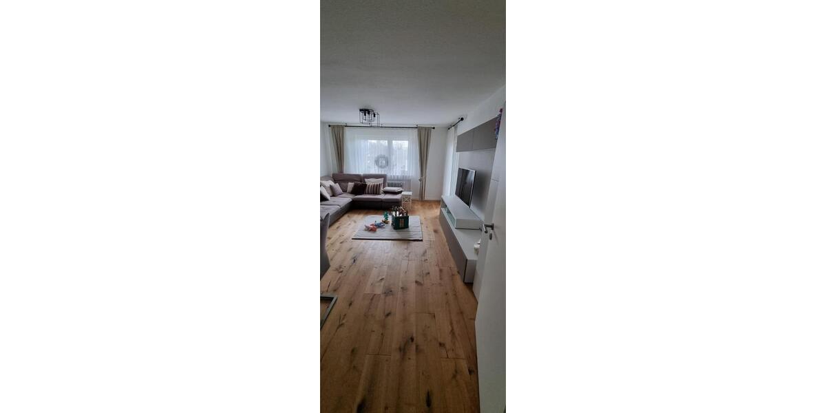Etagenwohnung Sindelfingen Sindelfingen (Stadt) - 3 Zimmer, 72 m&sup2;, 1.150&euro; | Angebot:26551002