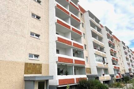 Wohnung Waren (Müritz) Waren - 3 Zimmer, 57 m&sup2;, 350&euro; | Angebot:26141000