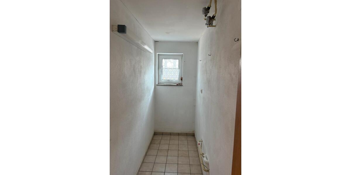 Etagenwohnung Rinteln - 4 Zimmer, 80 m&sup2;, 900&euro; | Angebot:25048477