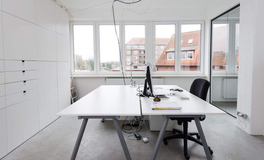 Büro- und Kreativflächen in der Loftstation in HH-Hasselbrook (2 Min zur S111) - All-in-Miete zimmer