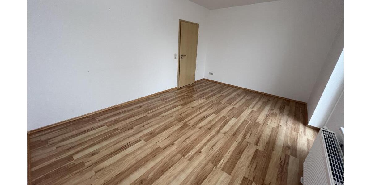 Moderne 3 Raum-Wohnung mit stylischem Bad mit Fenster, Dusche und Wanne. - Etagenwohnung Gera Lusan | Angebot:26991448